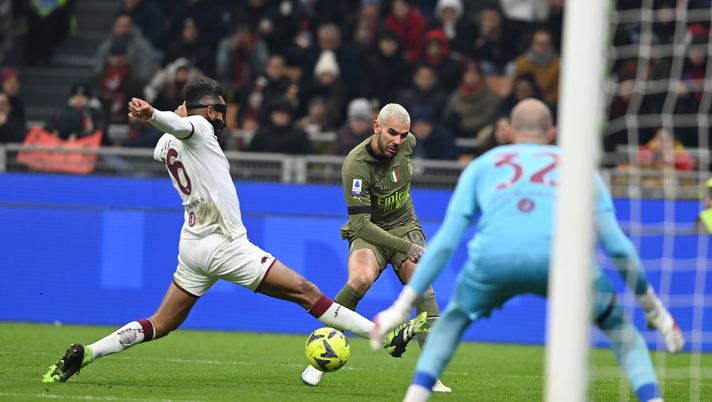 MILAN, ITALY - FEBRUARY 10: Theo Hernandez of AC Milan in action during the Serie A match between AC Milan and Torino FC at Stadio Giuseppe Meazza on February 10, 2023 in Milan, Italy. (Photo by Claudio Villa/AC Milan via Getty Images) Milan-Torino 1-0, Hernandez: “Ora con questa vittoria andiamo avanti” - immagine 1