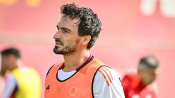 Roma, Hummels out anche oggi in allenamento: domani il possibile ritorno