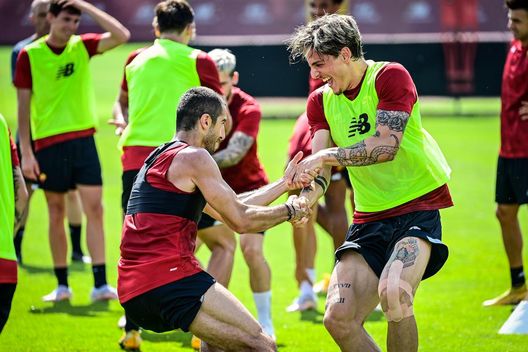 Mkhitaryan: “Se devo scrivere il nome di un calciatore che sembrava di un’altra categoria dico…”- immagine 2