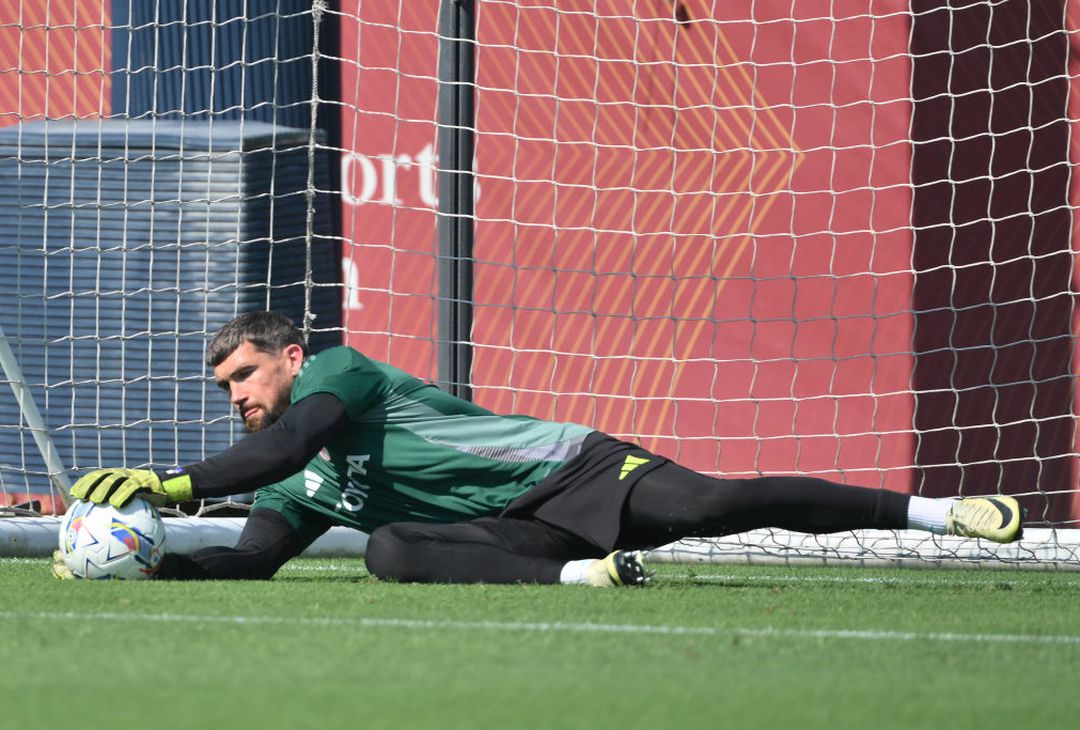 Roma, scarico a Trigoria e partitella con l’Ostiamare – FOTO GALLERY - immagine 18