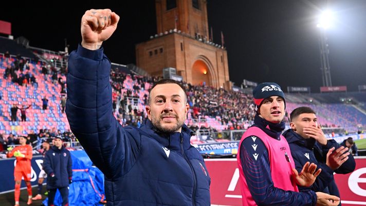 BOLOGNA, ITALY - DECEMBER 04: Federico Bernardeschi of Bologna celebrates after the team's victory in the Coppa Italia Round of 16 match between Bologna FC and Parma Calcio at Renato Dall'Ara Stadium on December 04, 2025 in Bologna, Italy. (Photo by Alessandro Sabattini/Getty Images) Semplici su Federico Bernardeschi: “Ha fatto bene ad andare alla Juventus” - immagine 1