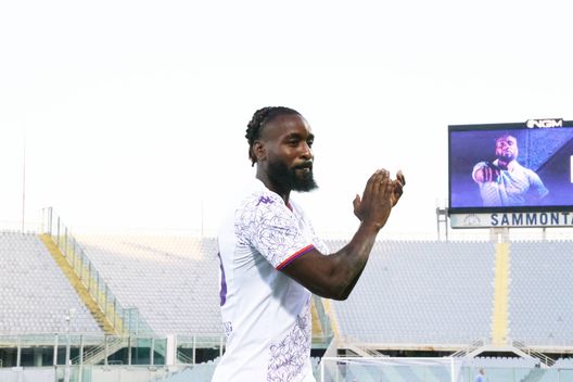 GERMOGLI PH: 12 AGOSTO FIRENZE STADIO ARTEMIO FRANCHI AMICHEVOLE FIORENTINA VS OFI N ZOLA Nzola, l’ex allenatore: “Più maturo anche fuori dal campo, ora ha equilibrio”- immagine 2