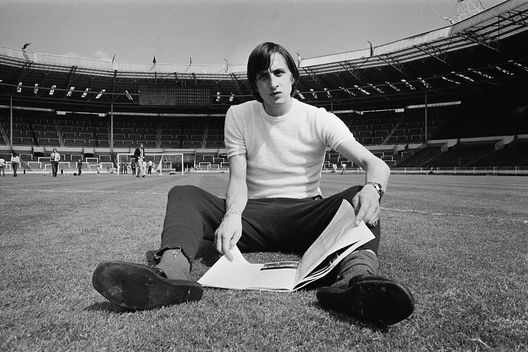 Johan Cruijff, l’uomo che rivoluzionò il gioco del calcio- immagine 2