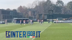 VIDEO FCIN1908 / Inter in campo ad Appiano Gentile: Cuadrado apre le danze