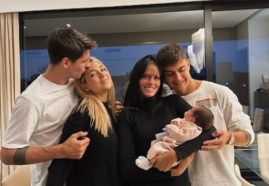 Corsa tra Roma e Inter per Morata: decidono le wags? Sui social Alice e lady Dybala…- immagine 2