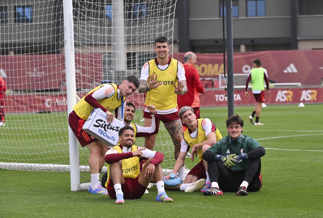 Trigoria, la seduta di allenamento in vista del Verona – FOTO GALLERY - immagine 14