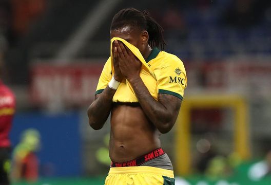 Capuano: “Tifosi del Milan arrabbiati con Leao, ma prima di tutto sarebbe da chiedergli…” Capuano: “Tifosi del Milan arrabbiati con Leao, ma prima di tutto sarebbe da chiedergli…” - immagine 1