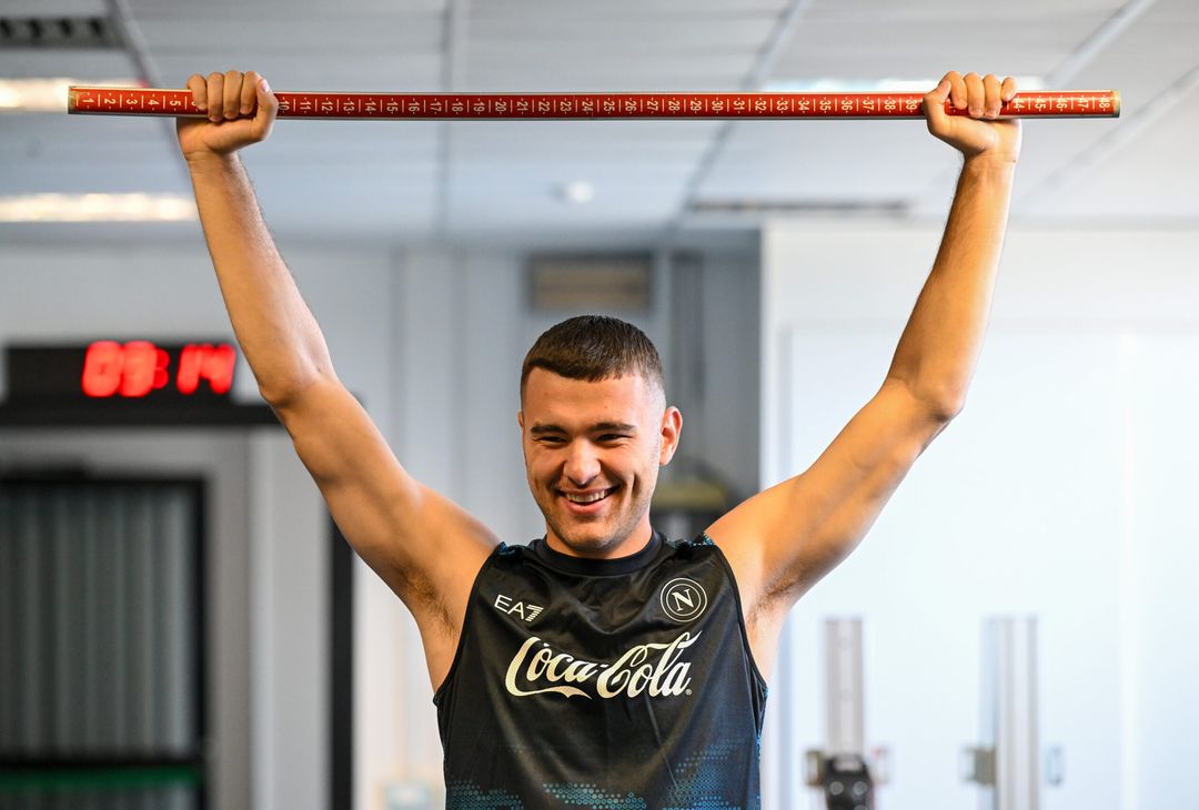 GALLERY Buongiorno è arrivato a Napoli: test fisici per il top player della difesa - immagine 5