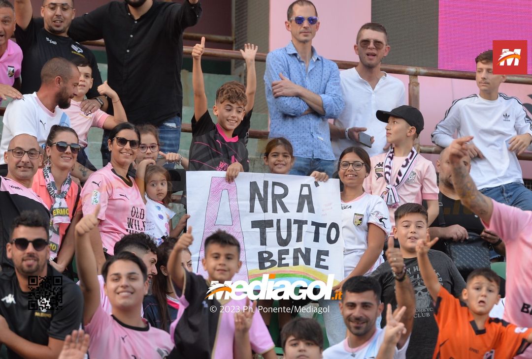 FOTOTIFO Palermo-Lecco, gli scatti ai tifosi al “Renzo Barbera” (GALLERY) - immagine 67