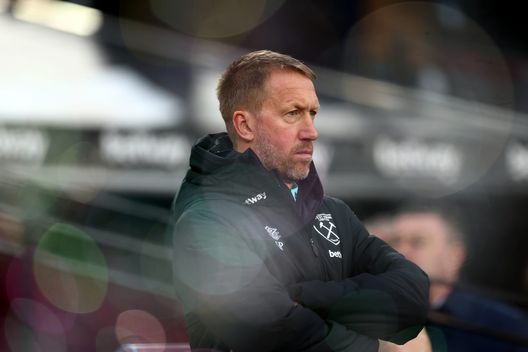 Graham Potter, allenatore del West Ham United, osserva il campo prima della partita di Premier League tra West Ham United FC e Crystal Palace FC al London Stadium il 18 gennaio 2025 a Londra, Inghilterra. (Foto di Bryn Lennon/Getty Images) Paquetá attende il verdetto: processo finito, ma il West Ham resta nel limbo- immagine 3