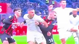 TikTok, Pavlovic è in marcatura: non è punibile e non è rigore