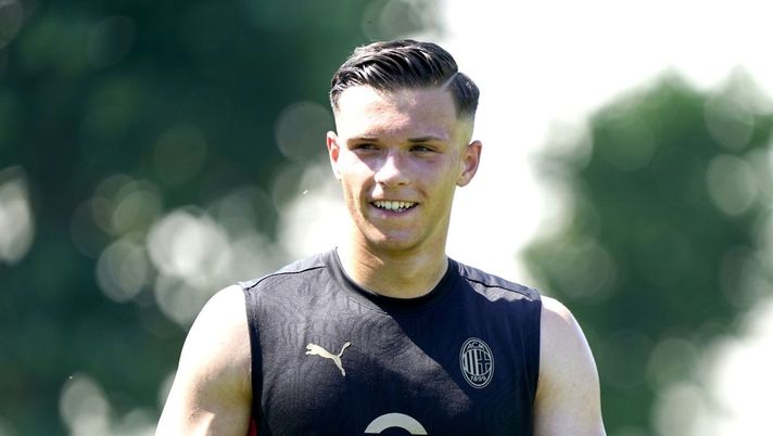 Calciomercato, Simic (ex Milan) nel mirino dell'Al-Ittihad