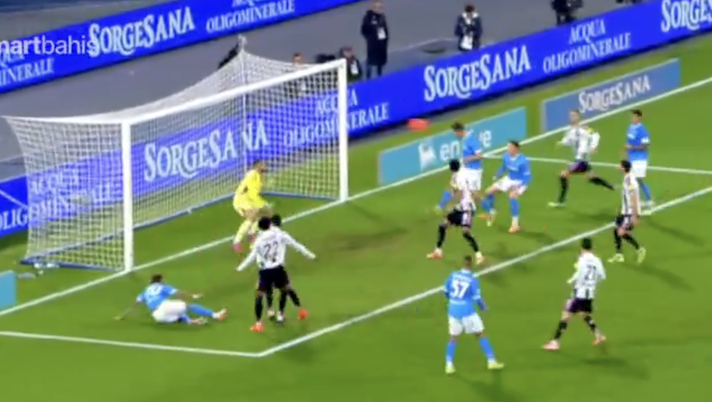 Napoli-Juventus 2-1, Hojlund fa doppietta e riporta avanti gli azzurri! – VIDEO Napoli-Juventus 2-1, Hojlund fa doppietta e riporta avanti gli azzurri! – VIDEO - immagine 1