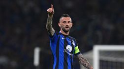 L’Inter saluta Brozovic: “330 presenze, 31 gol e 5 trofei. E un’avventura…”