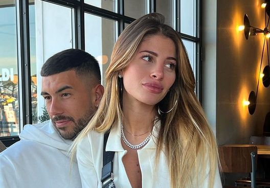 Instagram @nastilove Maxi furti in casa di Chiara Nasti e Zaccagni, sospetti sulla ‘colf-influencer’: “Derubati di…” - immagine 1