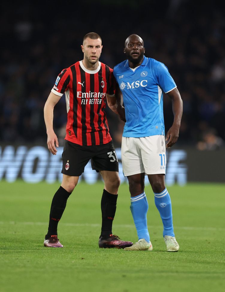 (Photo by Claudio Villa/AC Milan via Getty Images)  Mancano due perni: un difensore guida ed un centrocampista difensivo- immagine 5