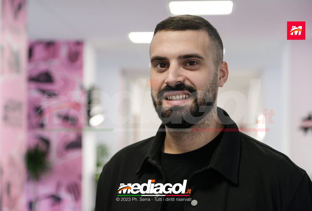 FOTO PALERMO, i tifosi rosanero in tour allo stadio ‘Renzo Barbera’ (GALLERY) - immagine 71