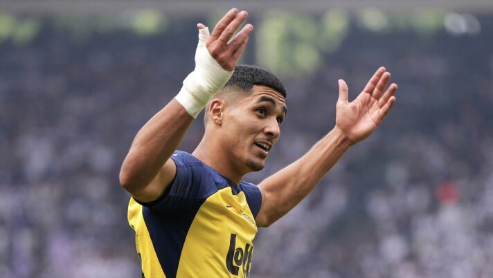 BRUSSELS, BELGIUM - MAY 14: Anan Khalaili of Union Saint-Gilloise celebrates after Kevin Mac Allister of Union Saint-Gilloise scored his teams first goal in the in the second half of the Coupe de Belgique Final match between Union Saint-Gilloise and RSC Anderlecht at Stade Roi Baudouin on May 14, 2026 in Brussels, Belgium. (Photo by Alex Bierens de Haan/Getty Images) Napoli, non solo Gila: c’è nuovo nome dal Belgio per rinforzare la difesa - immagine 1