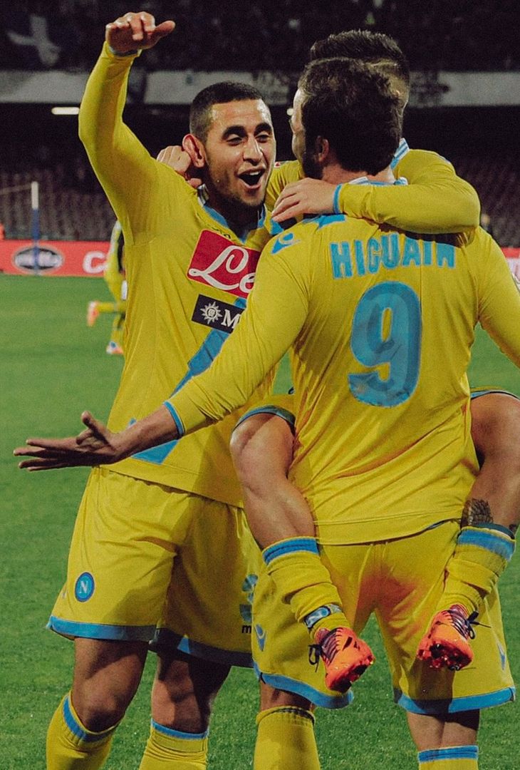 GALLERY Napoli-Milan, quante emozioni: gli scatti più belli delle sfide passate - immagine 12