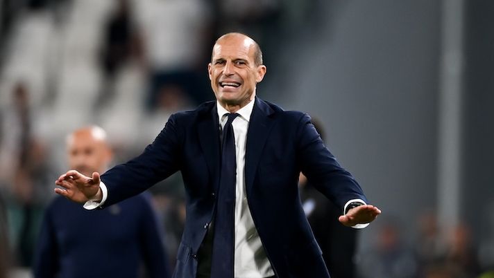 TURIN, ITALY - APRIL 07: Head coach of Juventus Massimiliano Allegri gestures during the Serie A TIM match between Juventus and ACF Fiorentina at Allianz Stadium on April 07, 2024 in Turin, Italy. (Photo by Daniele Badolato - Juventus FC/Juventus FC via Getty Images) Sky: “Contatti per Allegri al Milan! La situazione col Napoli e per Italiano…” - immagine 1