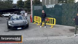 VIDEO – De Rossi esonerato e i calciatori lasciano Trigoria senza fermarsi con i tifosi