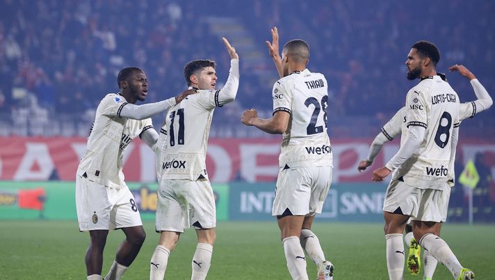 MONZA, ITALY - FEBRUARY 18: Christian Pulisic of AC Milan celebrates his goal with his team-mates during the Serie A TIM match between AC Monza and AC Milan at U-Power Stadium on February 18, 2024 in Monza, Italy. (Photo by Giuseppe Cottini/AC Milan via Getty Images) Un grande Monza non basta: il Milan vince di misura all’U-Power Stadium - immagine 1