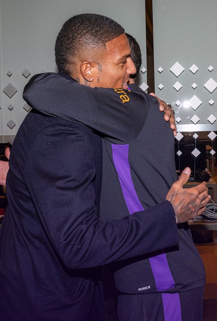 Il centrocampista Michael Folorunsho lascia Napoli e si accasa alla Fiorentina, le prime foto in viola