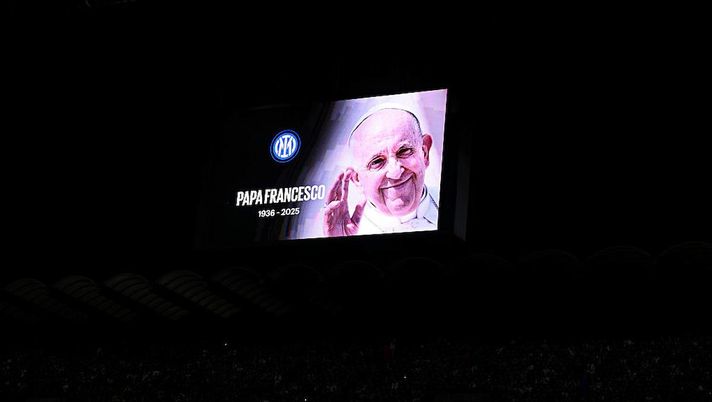 Inter-Milan, a San Siro commozione per l’omaggio del club nerazzurro al Papa - immagine 1