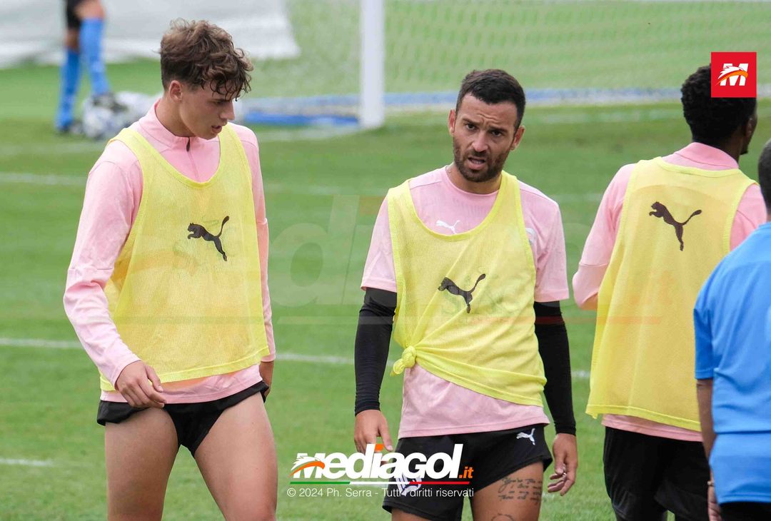 FOTO Ritiro Palermo, seduta mattutina al centro Aquagranda (GALLERY) - immagine 31