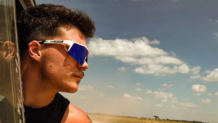 Il figlio di Zucchero Fornaciari coinvolto in un violento incidente in Kenya: le condizioni - immagine 1