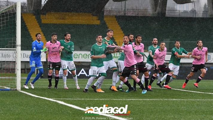 Palermo, domenica il big match al “Barbera” contro l’Avellino: la scheda dei campani  Palermo