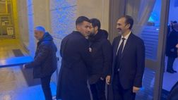 CENA DI NATALE | L’arrivo all’evento di Alessio Romagnoli – VIDEO