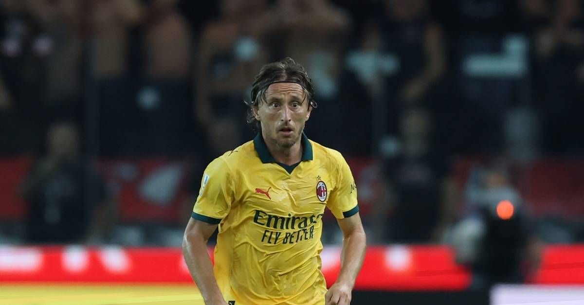 modric illumina d8217esterno ambrosini bisogna consegnarlo ai musei video