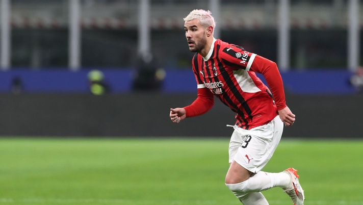 Theo Hernandez e il messaggio di scuse pubblicato sui profili social del terzino francese  theo-hernandez-scuse-post-social-instagram-x-twitter-champions-league-espulsione-feyenoord