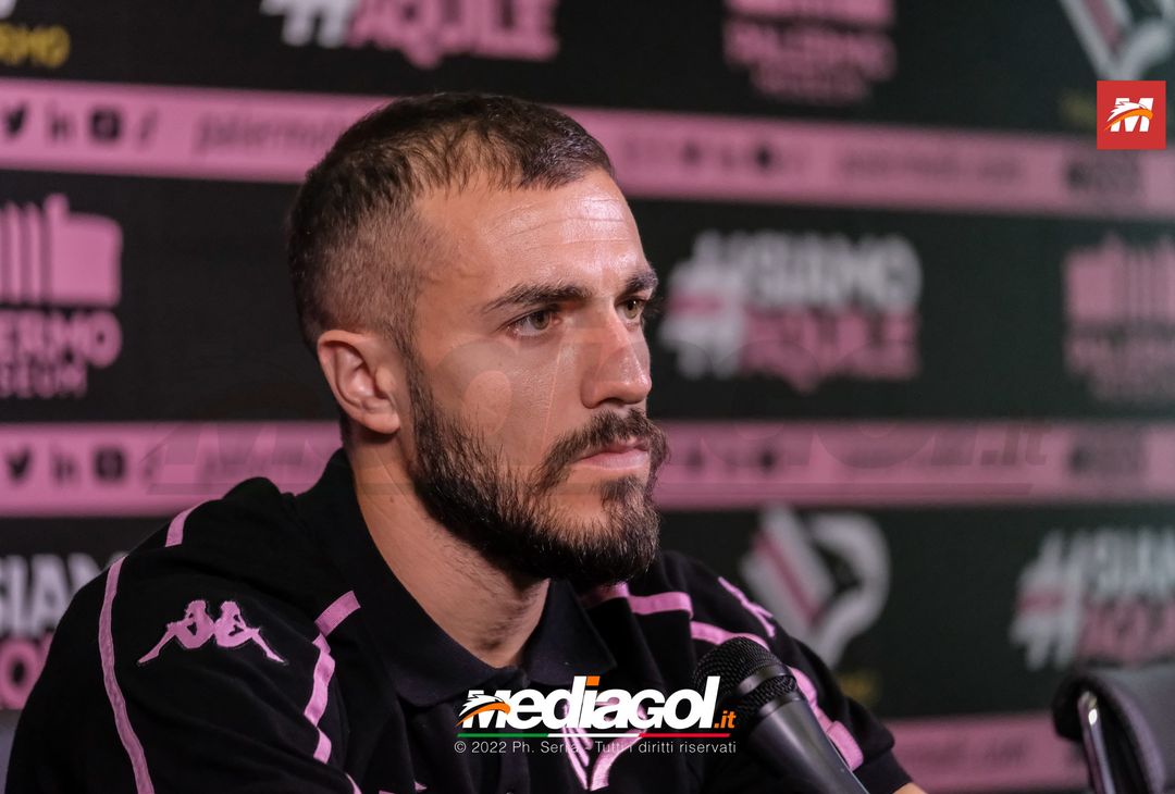 FOTO RITIRO PALERMO, la conferenza stampa di Nicola Valente (Gallery) - immagine 26