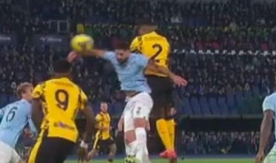 Pistocchi risponde ai tifosi della Lazio: “Glisso su Gigot? No, mi spiace ma Dumfries…”- immagine 4