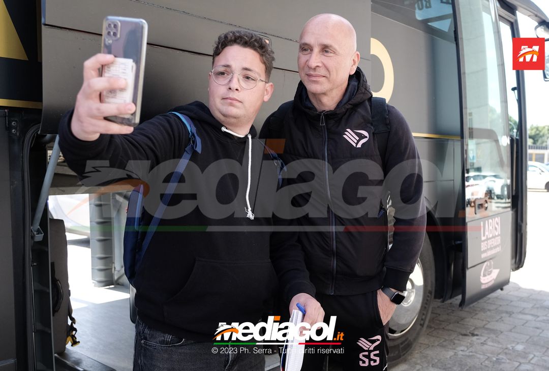 FOTO Venezia-Palermo, i Rosanero in partenza dal “Renzo Barbera” (GALLERY) - immagine 7