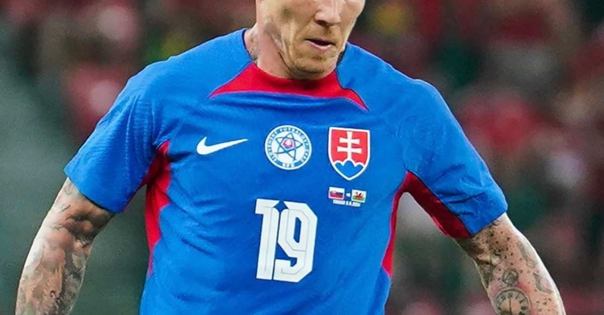 Ex Milan, la precisazione di Kucka su Leao: “Ecco perché dissi quelle cose su di lui” Ex Milan, la precisazione di Kucka su Leao: “Ecco perché dissi quelle cose su di lui”