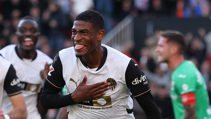 Sky – Sfida tra big d’Italia, anche l’Inter in corsa per Mosquera del Valencia: ecco chi è - immagine 1