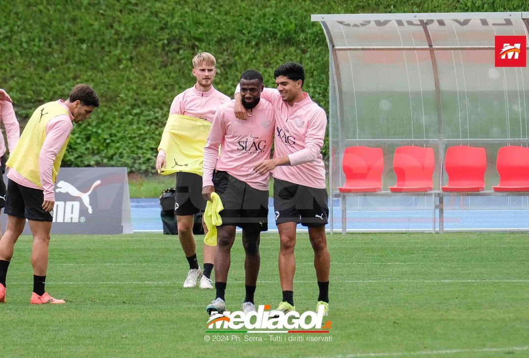 FOTO Ritiro Palermo, gli scatti della seduta mattutina dei rosanero (Gallery) - immagine 41