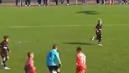 La costruzione dal basso spiegata da un portiere di 9 anni dell’Eintracht