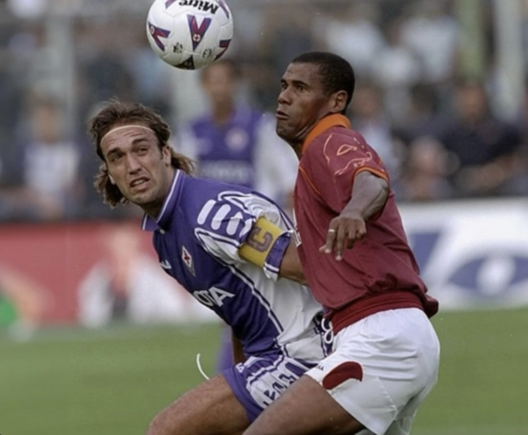 FOTO – Aldair ricorda Fiorentina-Roma: la sfida con Gabriel Omar Batistuta - immagine 1