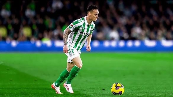 Antony con la maglia del Betis Antony, lacrime e gioia: “Tre mesi fa era un incubo, ora è un sogno”- immagine 2