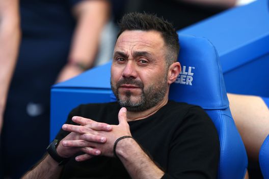 Settimana complicata per De Zerbi: l'intero spogliatoio del Marsiglia gli avrebbe voltato le spalle nelle ore successive alla sconfitta patita (con il risultato 3-1) per mano dello Stade de Reims