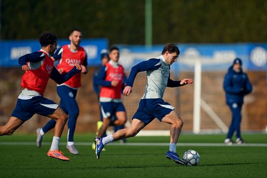 Inter, Chivu tentato: dentro sia Calhanoglu che Barella? Saranno decisivi i colloqui di oggi- immagine 2