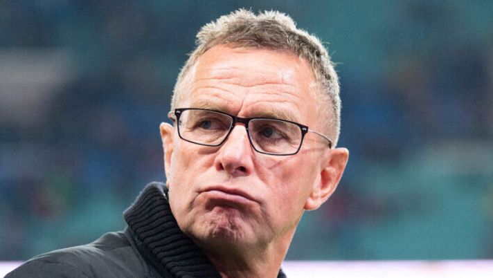 Leipzig's head coach Ralf Rangnick looks on before the German first division Bundesliga football match RB Leipzig v Borussia Dortmund in Leipzig, eastern Germany, on January 19, 2019. (Photo by ROBERT MICHAEL / AFP) / DFL REGULATIONS PROHIBIT ANY USE OF PHOTOGRAPHS AS IMAGE SEQUENCES AND/OR QUASI-VIDEO (Photo credit should read ROBERT MICHAEL/AFP via Getty Images) Milan, ecco le condizioni di Rangnick per dire sì. Lui ha scelto Glasner: chi gli è vicino rivela… - immagine 1