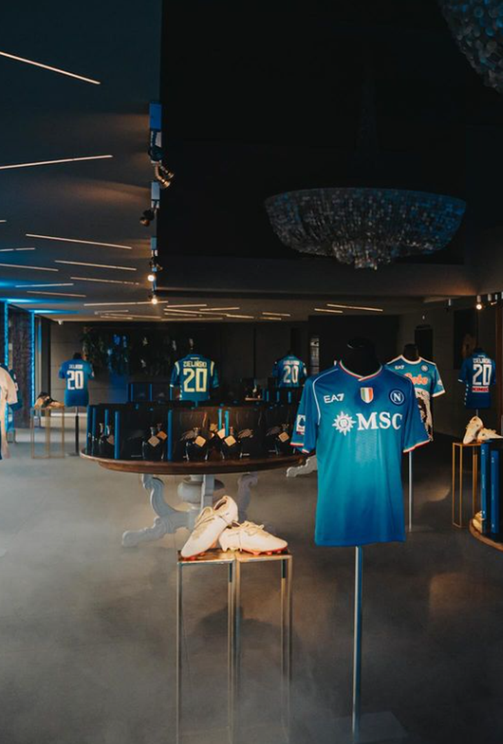 GALLERY Zielinski festeggia il suo ultimo compleanno a Napoli: le immagini - immagine 11