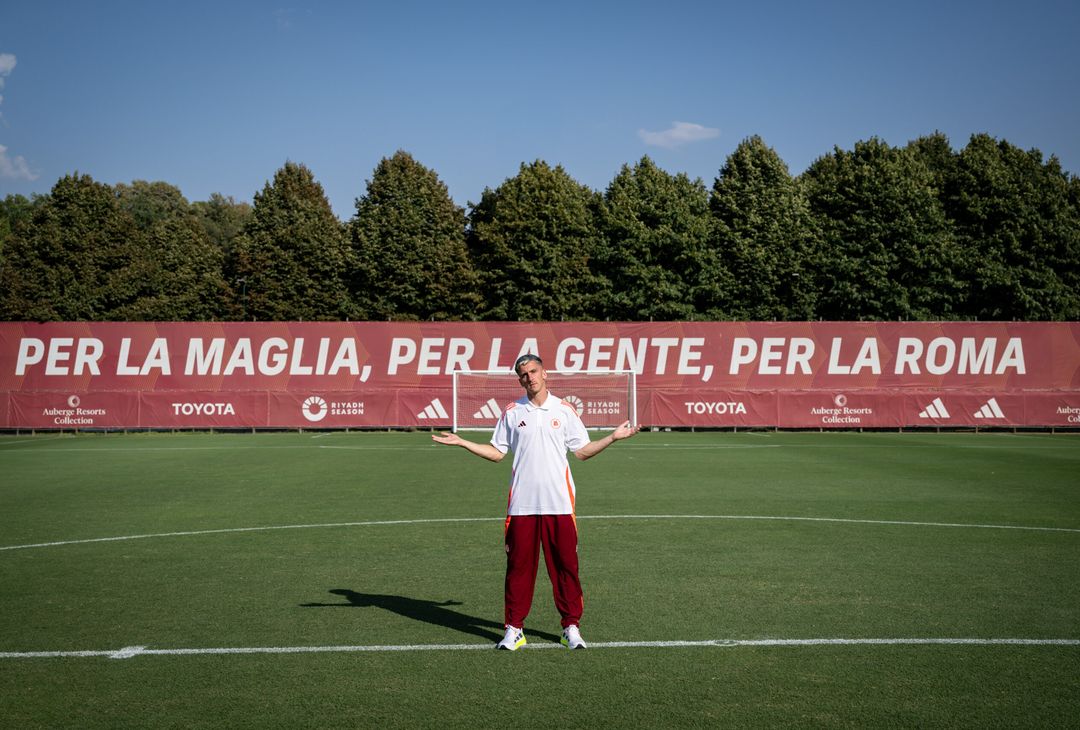 Roma, Saelemaekers e Koné con la nuova maglia – FOTO GALLERY - immagine 10