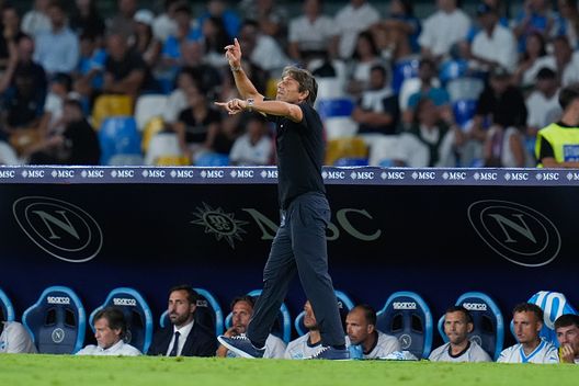 Napoli-Cagliari, Conte: “Pazienza con i nuovi. Contento della prestazione”- immagine 2