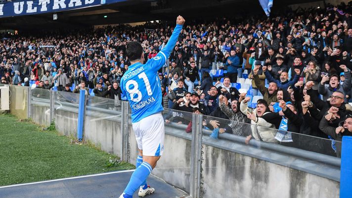 NAPLES, ITALY - DECEMBER 29: SSC Napoli player Giacomo Raspadori celebrates the 1 - 0 goal during the Serie A match between SSC Napoli and Venezia FC at Diego Armando Maradona Stadium on December 29, 2024 in Napoli, Italy. (Photo by SSC Napoli/Getty Images) Tutti pazzi per Raspadori, quattro club lo corteggiano: il Napoli fissa il prezzo - immagine 1